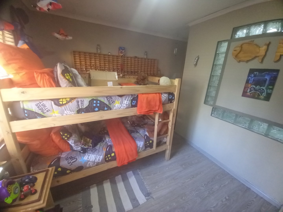 5 Bedroom Property for Sale in Vaalpark Free State
